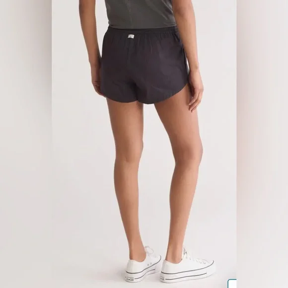 Billabong NWT Pipeline Short in Navy Blue Size Small - Picture 2 of 10